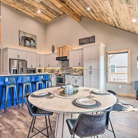 Upscale Riverfront Home With Beach And Fire Pit! Glenwood Esterno foto