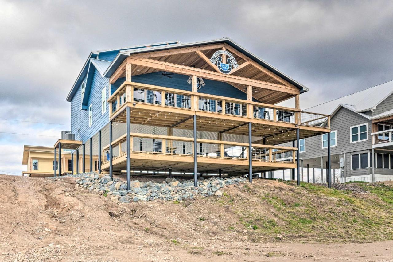 Upscale Riverfront Home With Beach And Fire Pit! Glenwood Esterno foto