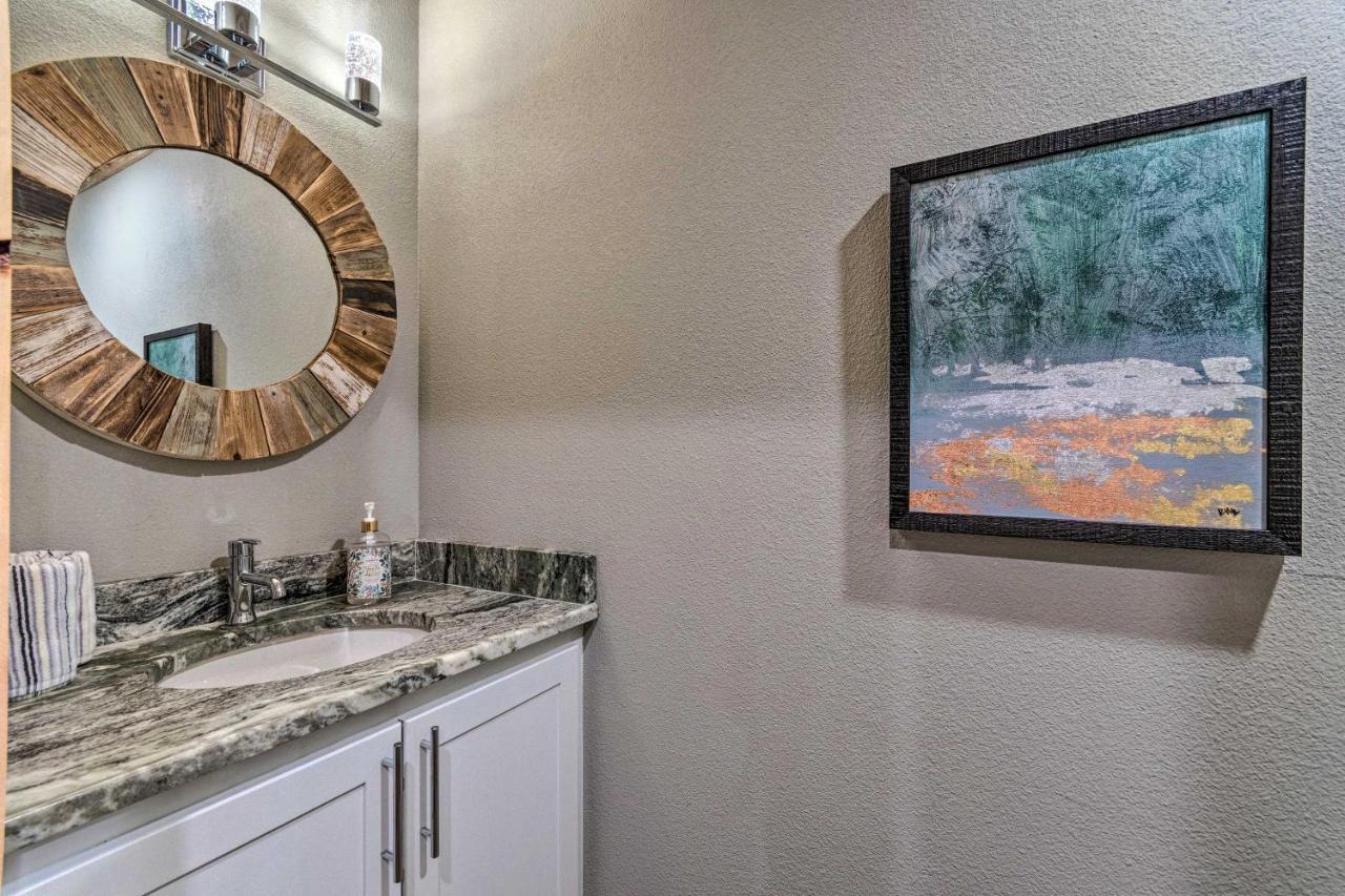 Upscale Riverfront Home With Beach And Fire Pit! Glenwood Esterno foto